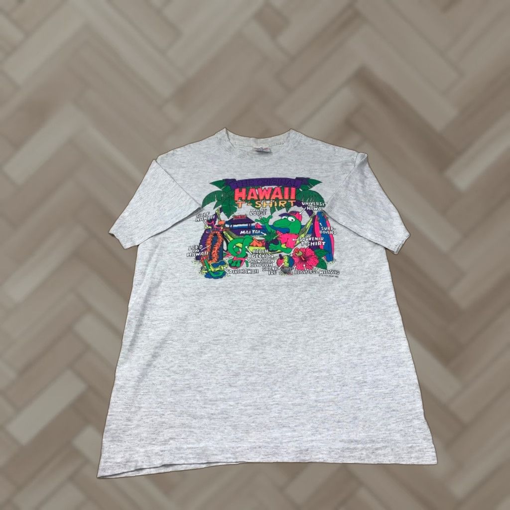 Vintage VINTAGE Hawaii Graphic Tee Gray L Short Sleeve Casual Mens Size US L / EU 52-54 / 3 - 1 Thumbnail