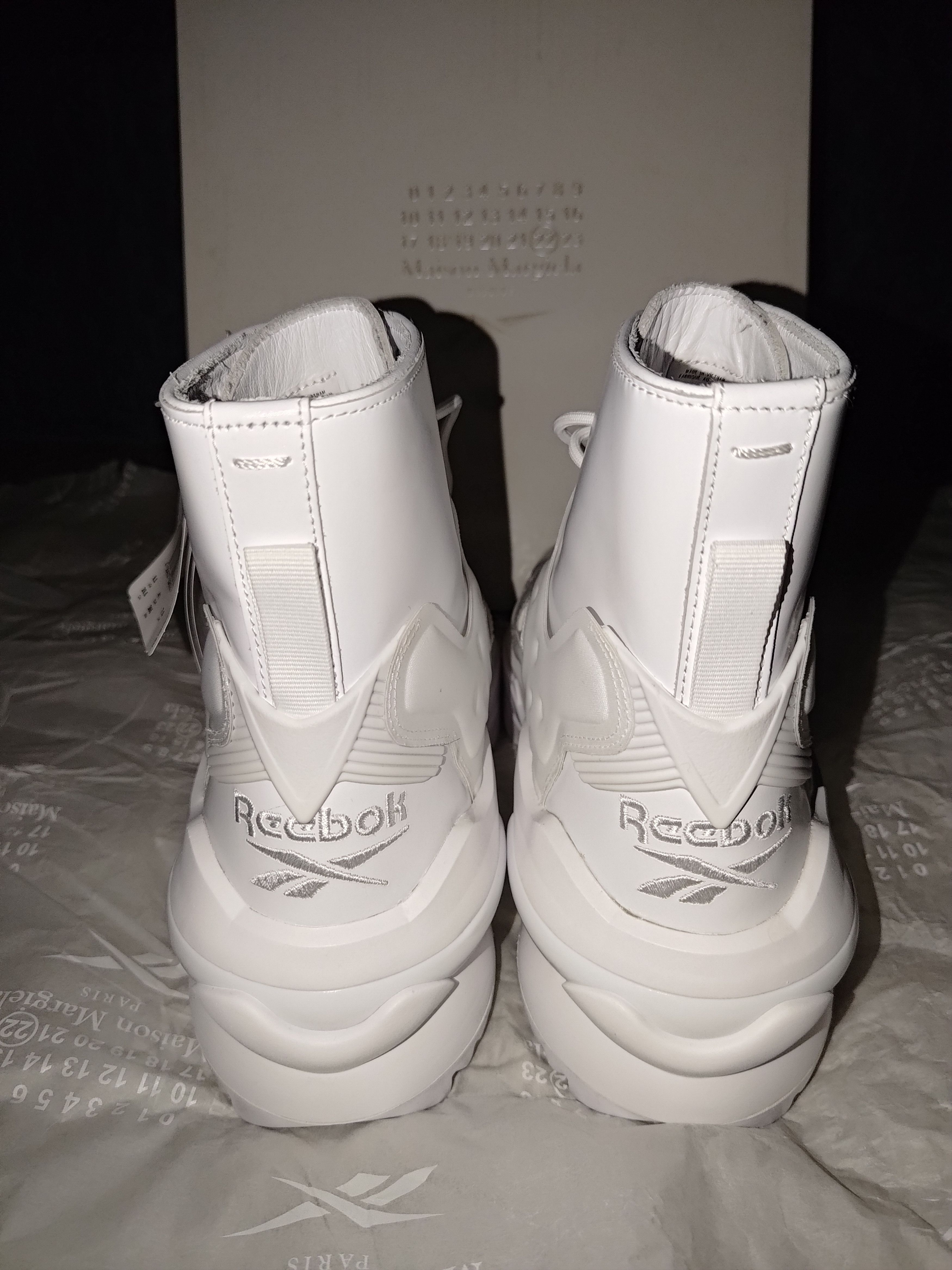 Maison Margiela × Reebok Maison Margiela x Reebok Instapump Fury Tabi 'White' Size US 8 / EU 41 - 10 Thumbnail