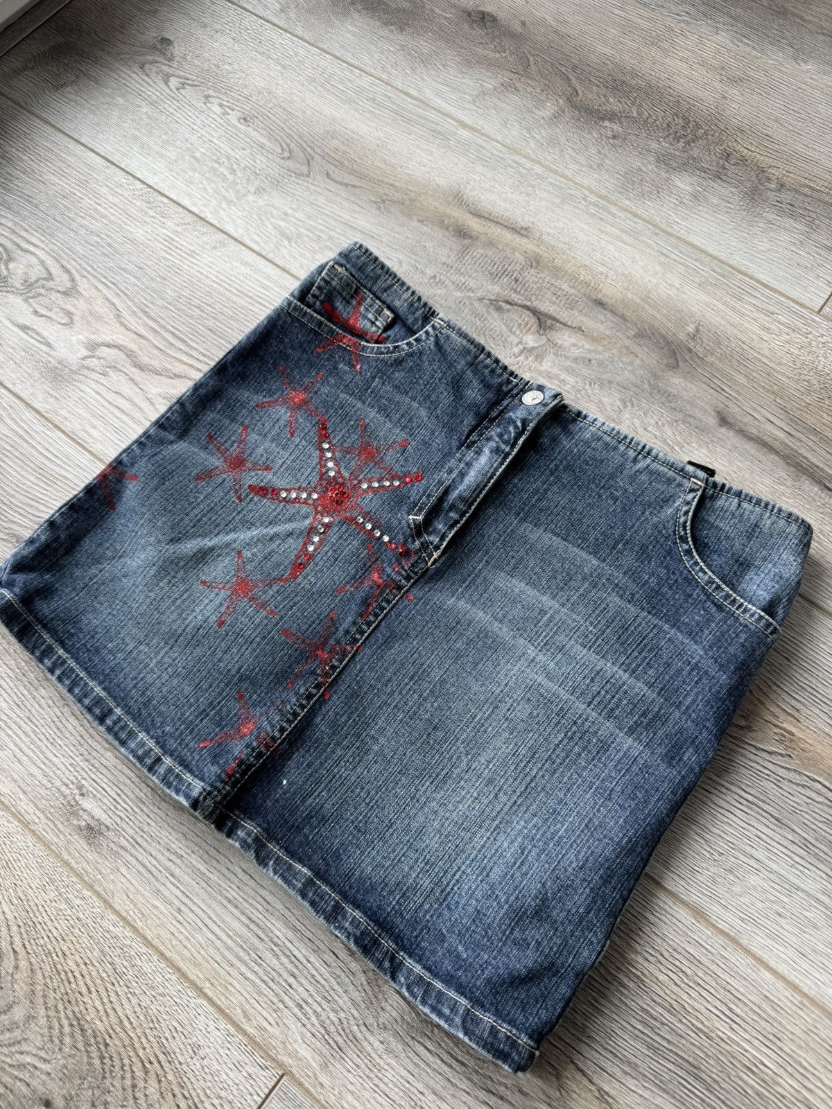 Versace Jeans Couture Versace Jeans Couture Y2k Mini Skirt Size 26" / US 2 / IT 38 - 2 Thumbnail