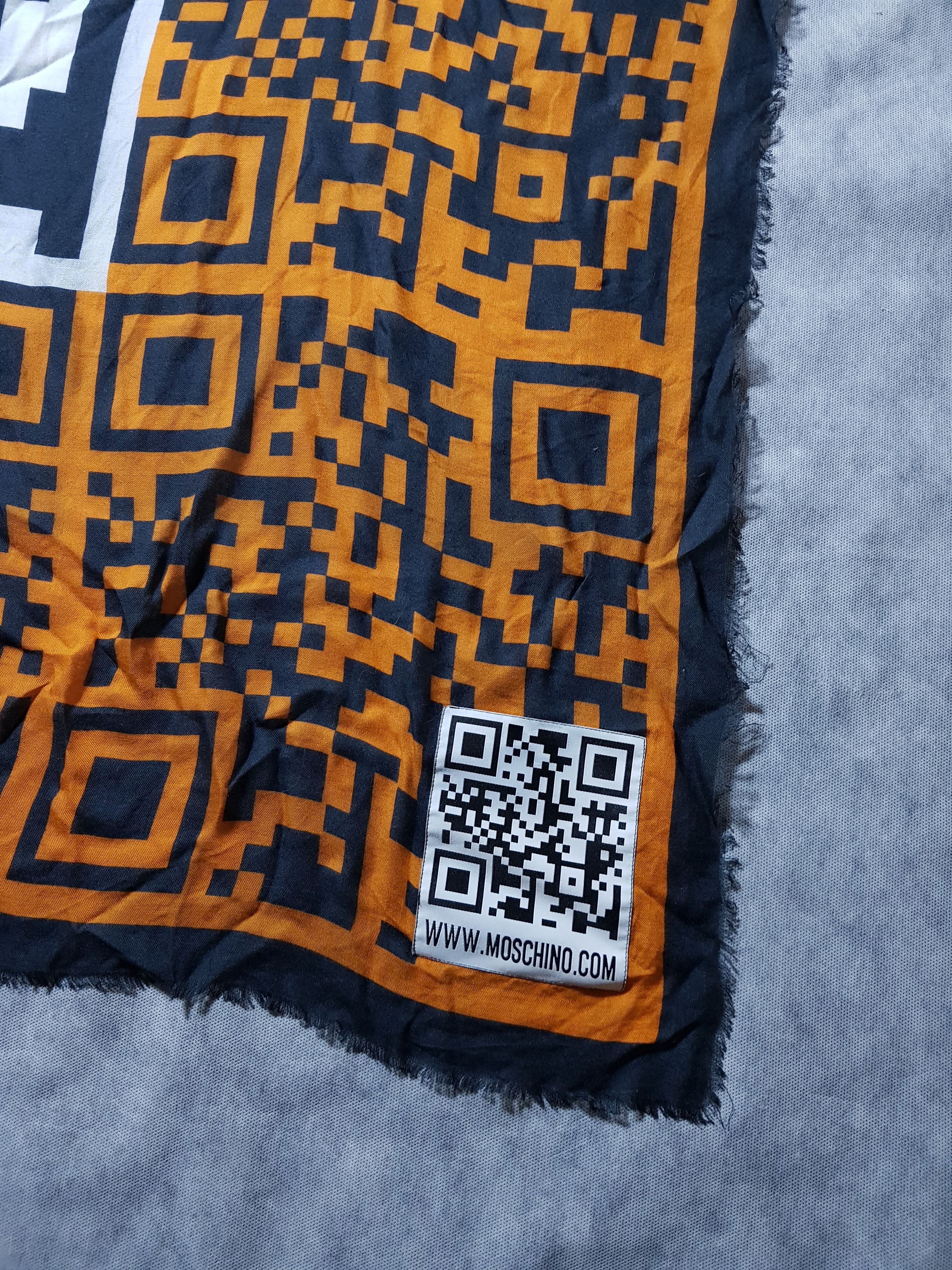 Moschino Moschino QR Code Cheap and Chic scarf 140cm 7% Cashmere Size ONE SIZE - 2 Thumbnail