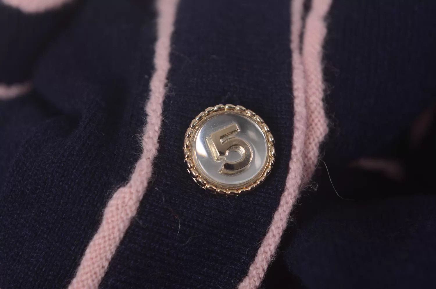 Chanel Chanel Classic Wool Blend Jacket Size S / US 4 / IT 40 - 5 Thumbnail