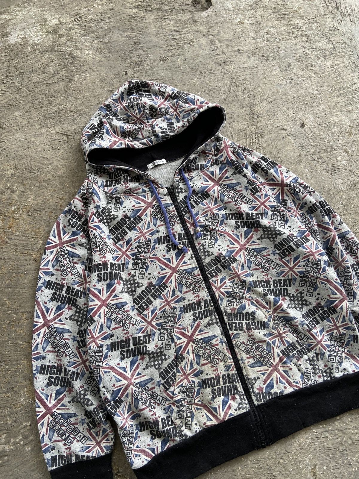 Hysteric Glamour 2000s Colza - Printed Flag AOP Zip Hoodie Size US L / EU 52-54 / 3 - 2 Thumbnail