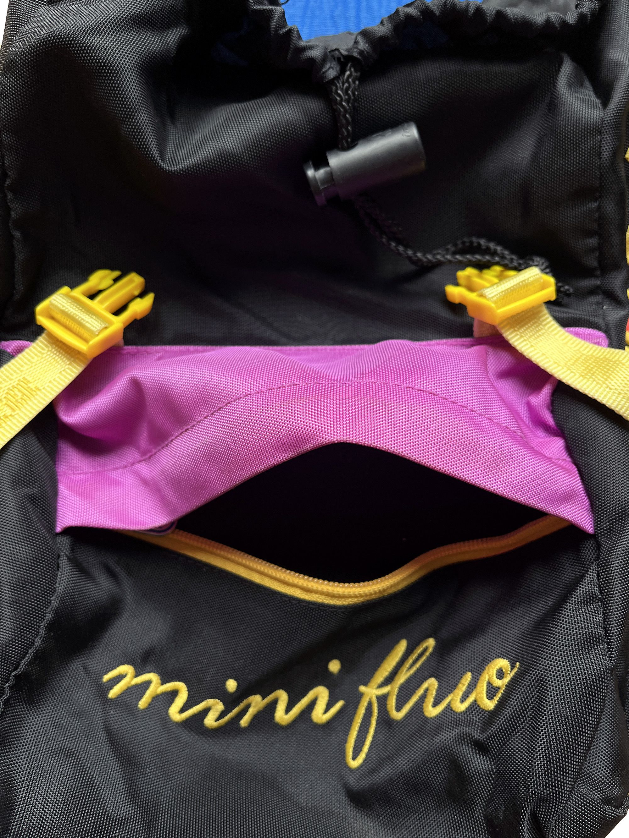 Invicta 90s Invicta Mini Fluo Purple Yellow Day Hiking School Bag Size ONE SIZE - 9 Thumbnail