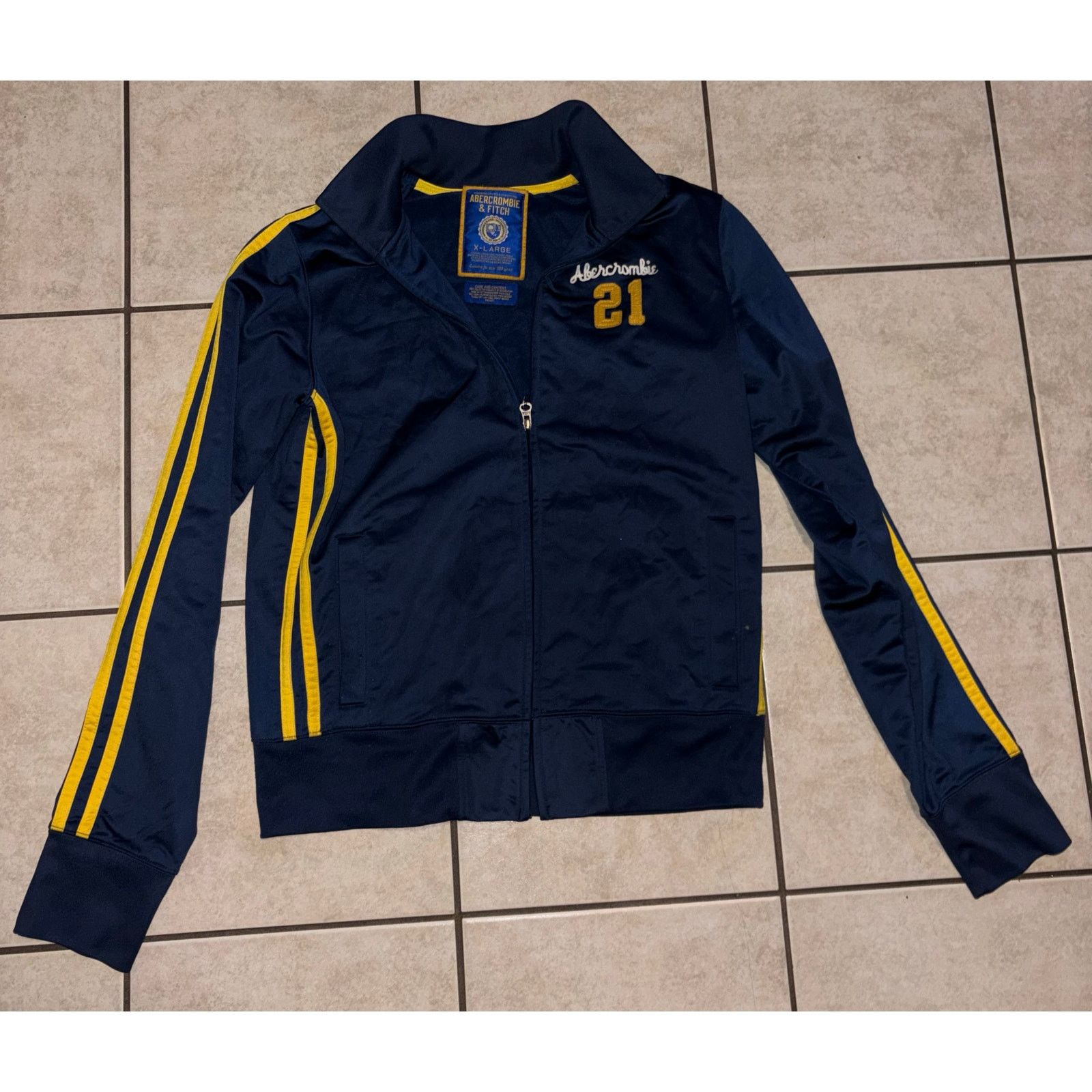 Abercrombie & Fitch Abercrombie & Fitch jacket women’s XL navy yellow Size XL / US 12-14 / IT 48-50 - 1 Thumbnail