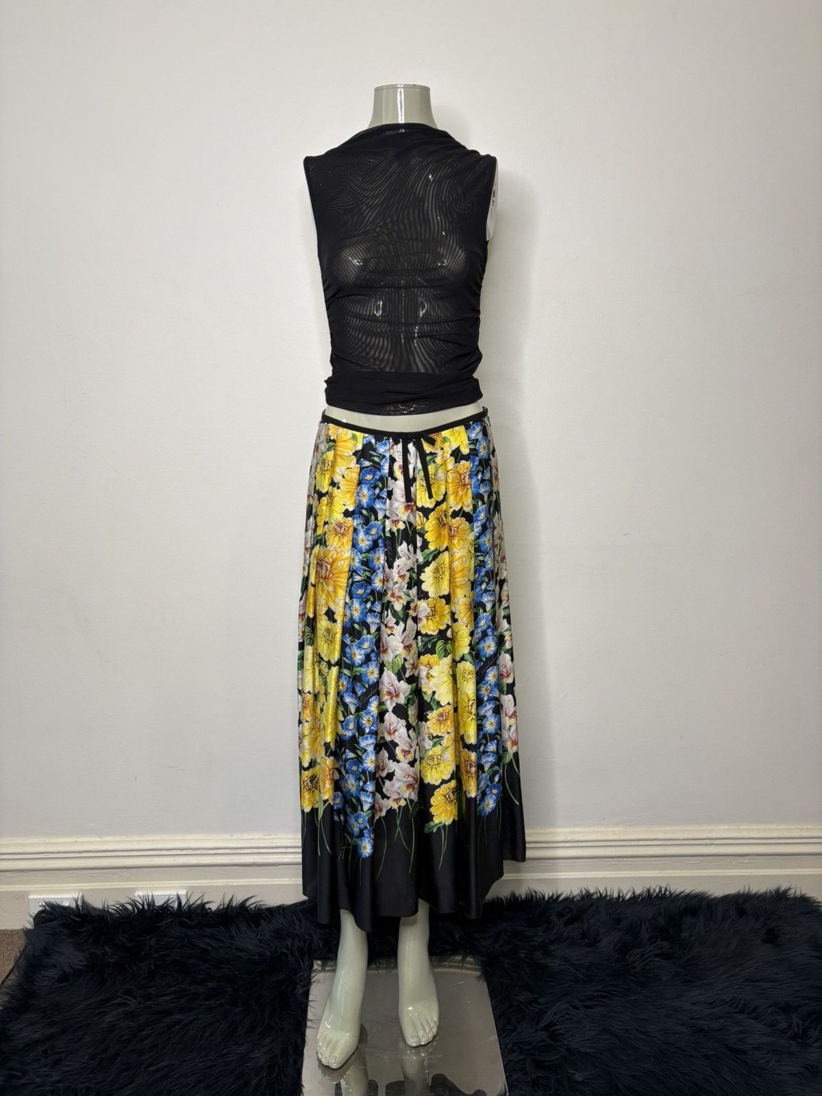 Gucci Gucci Floral Midi Skirt Size 28" / US 6 / IT 42 - 3 Thumbnail