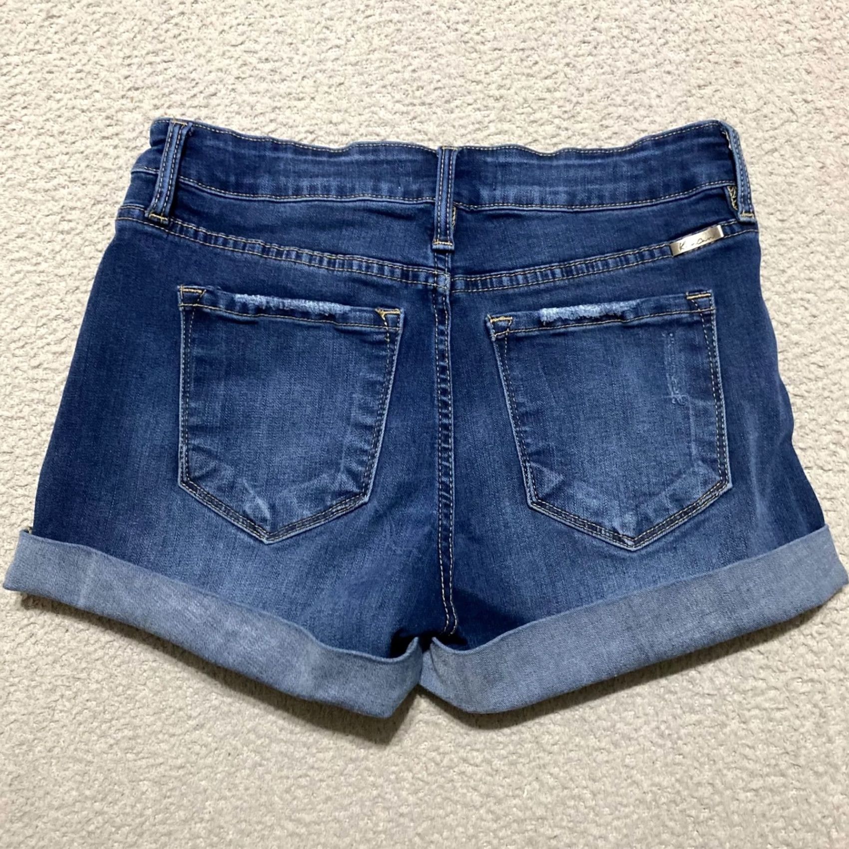 Vintage Kancan Jeans Shorts Blue Denim Dark Wash Mid Rise Inseam 3" Cuffed 5-Pocket Stretch Casual Womens Size 28 Shorts Size 28" / US 6 / IT 42 - 2 Thumbnail
