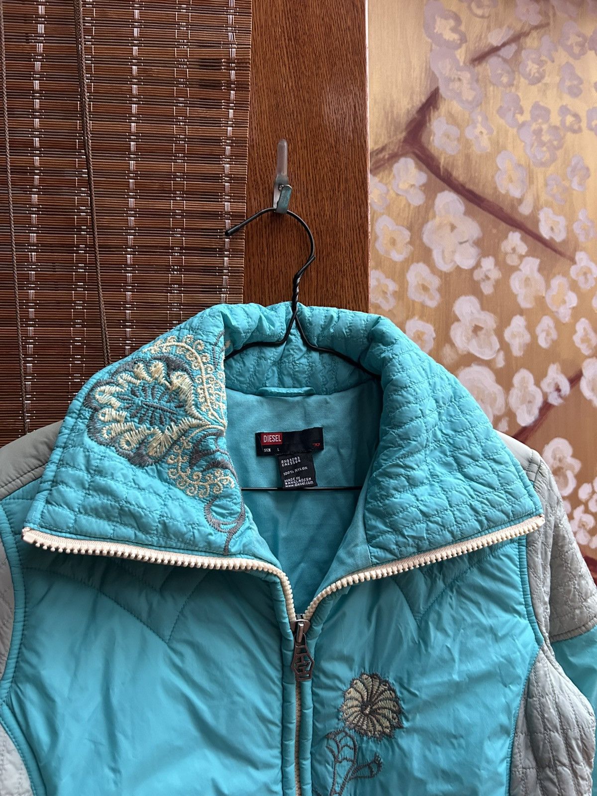Designer × Vintage Y2k Diesel Floral Embroidery High Neck Cropped Padded Jacket Size L / US 10 / IT 46 - 4 Thumbnail