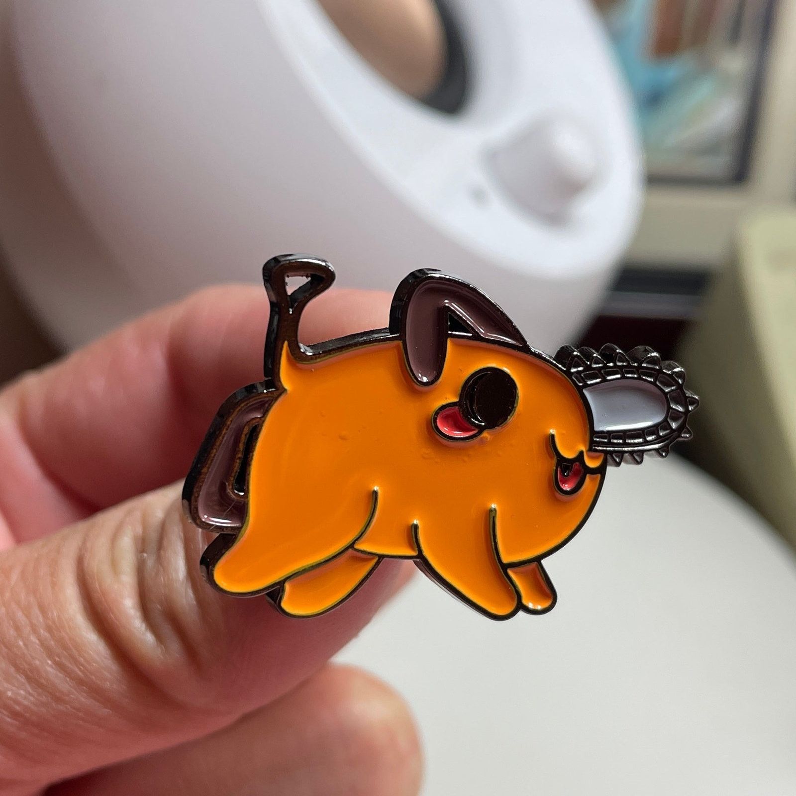 & Other Stories Chainsaw Man Devil Dog POCHITA Manga Enamel Pins 27-2 Size ONE SIZE - 2 Thumbnail