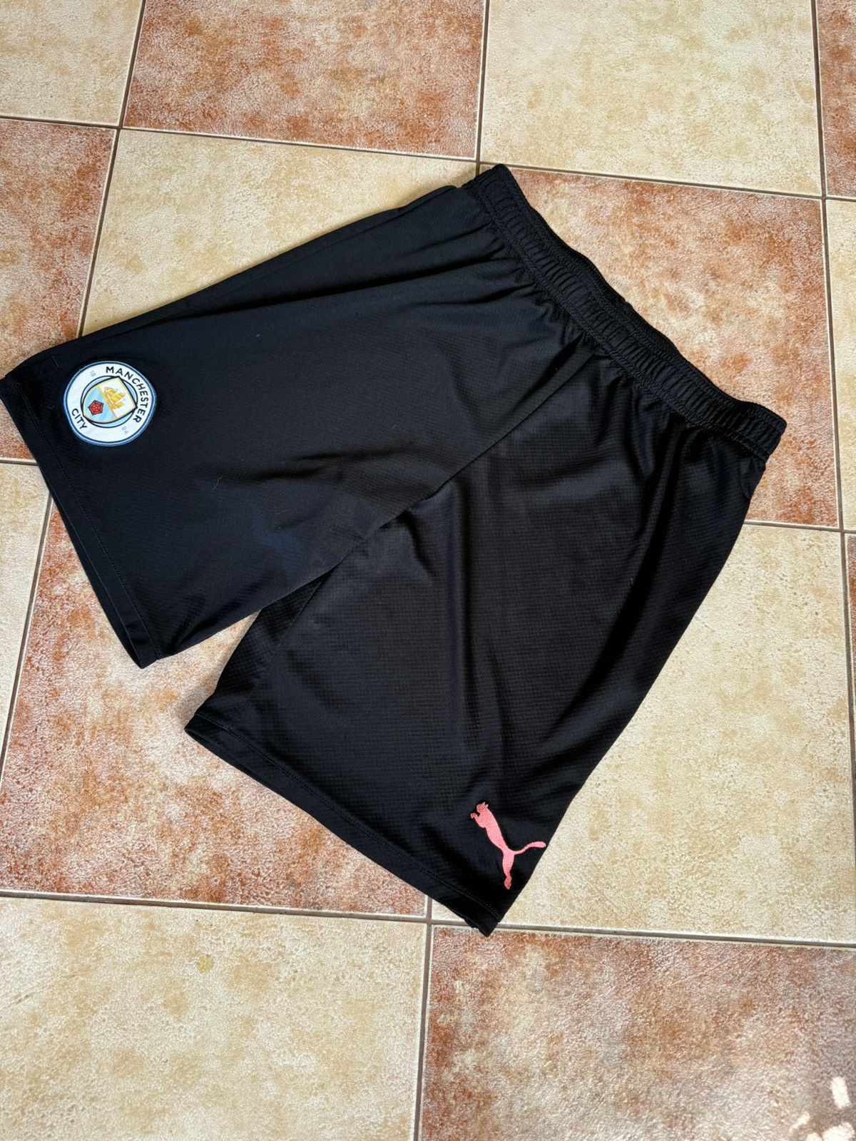 Puma Manchester City 2019-2020 Soccer Shorts Football Jersey Size US 30 / EU 46 - 4 Thumbnail