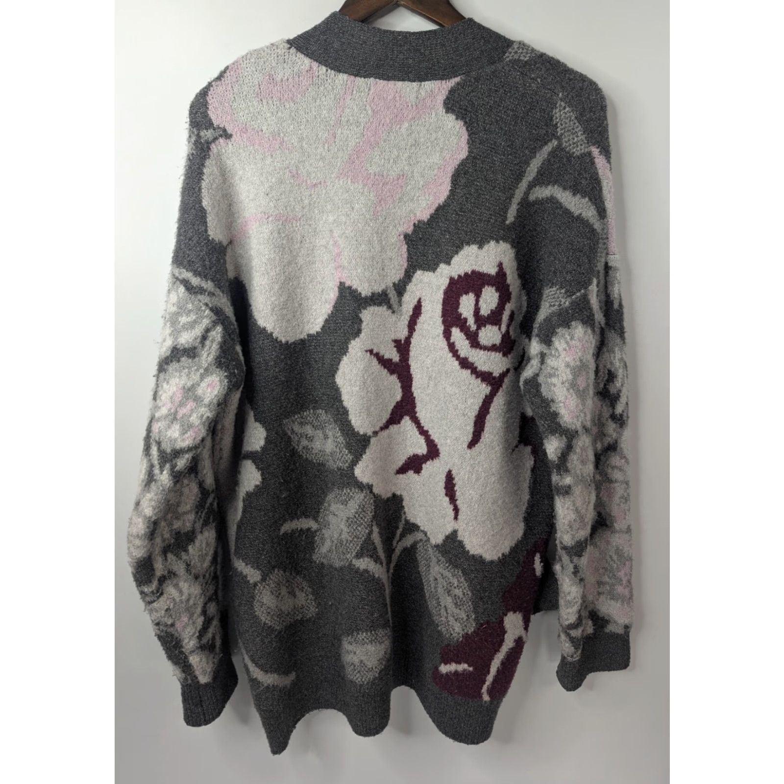 Rachel Zoe RACHEL ZOE Cardigan Women's Large Floral Oversized Knit Sweater - Open Front, Long Sleeve, Gray, 3-4 Season, Relaxed Fit, Machine Washable Size L / US 10 / IT 46 - 5 Thumbnail