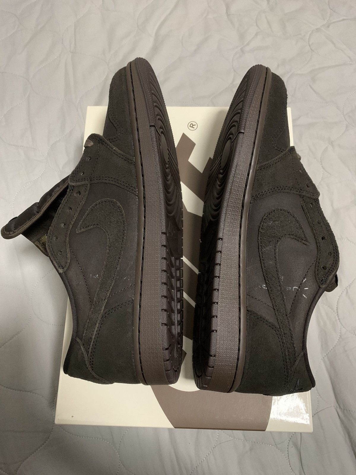 Jordan Brand Jordan 1 Travis Scott Vetvet Brown Retro Low TS Size US 10.5 / EU 43-44 - 4 Thumbnail