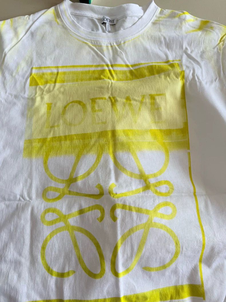 LOEWE Short sleeves yellow