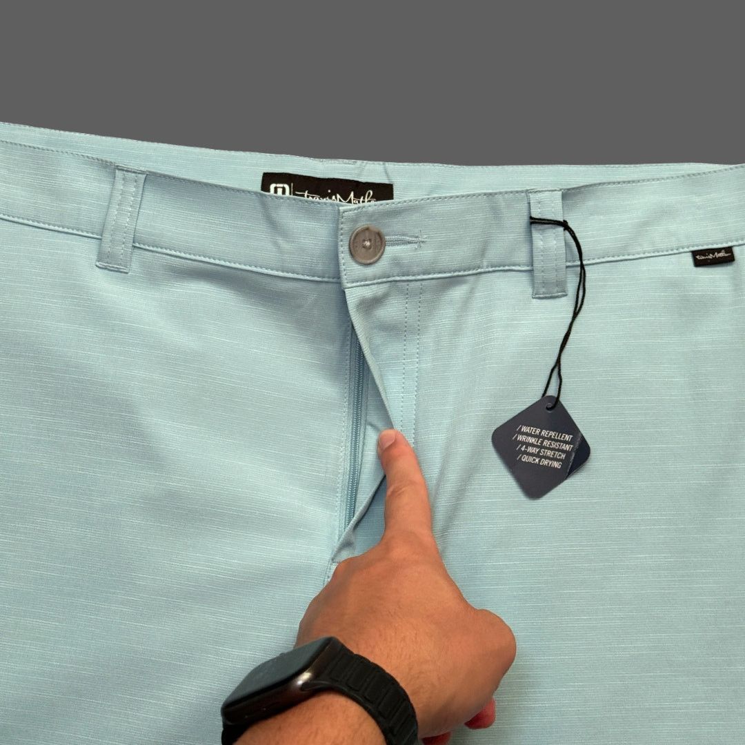 TravisMathew Travis Mathew SwitchBacks Short Blue Petit Four Size 42 NWT Size US 42 / EU 58 - 4 Thumbnail