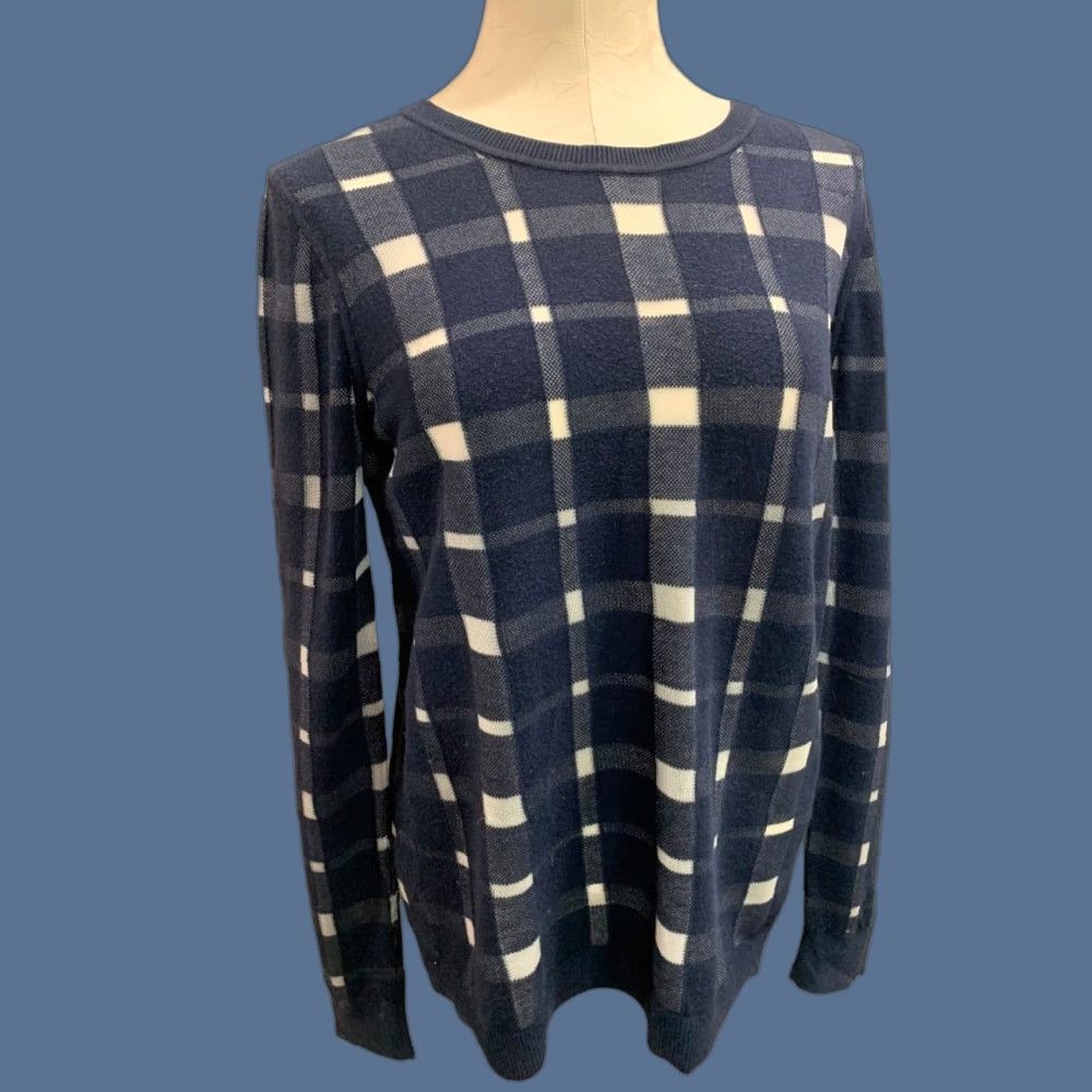 Banana Republic VINTAGE Banana Republic Womens Plaid Button Back Sweater Navy Blue M Pullover Knit Size M / US 6-8 / IT 42-44 - 1 Thumbnail
