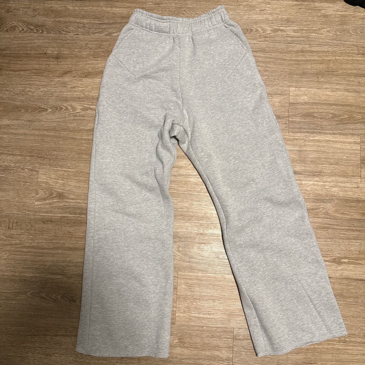 Other HAPYY MEMORIES DONT DIE (HMDD) BLANK SWEATS Size US 28 / EU 44 - 1 Thumbnail