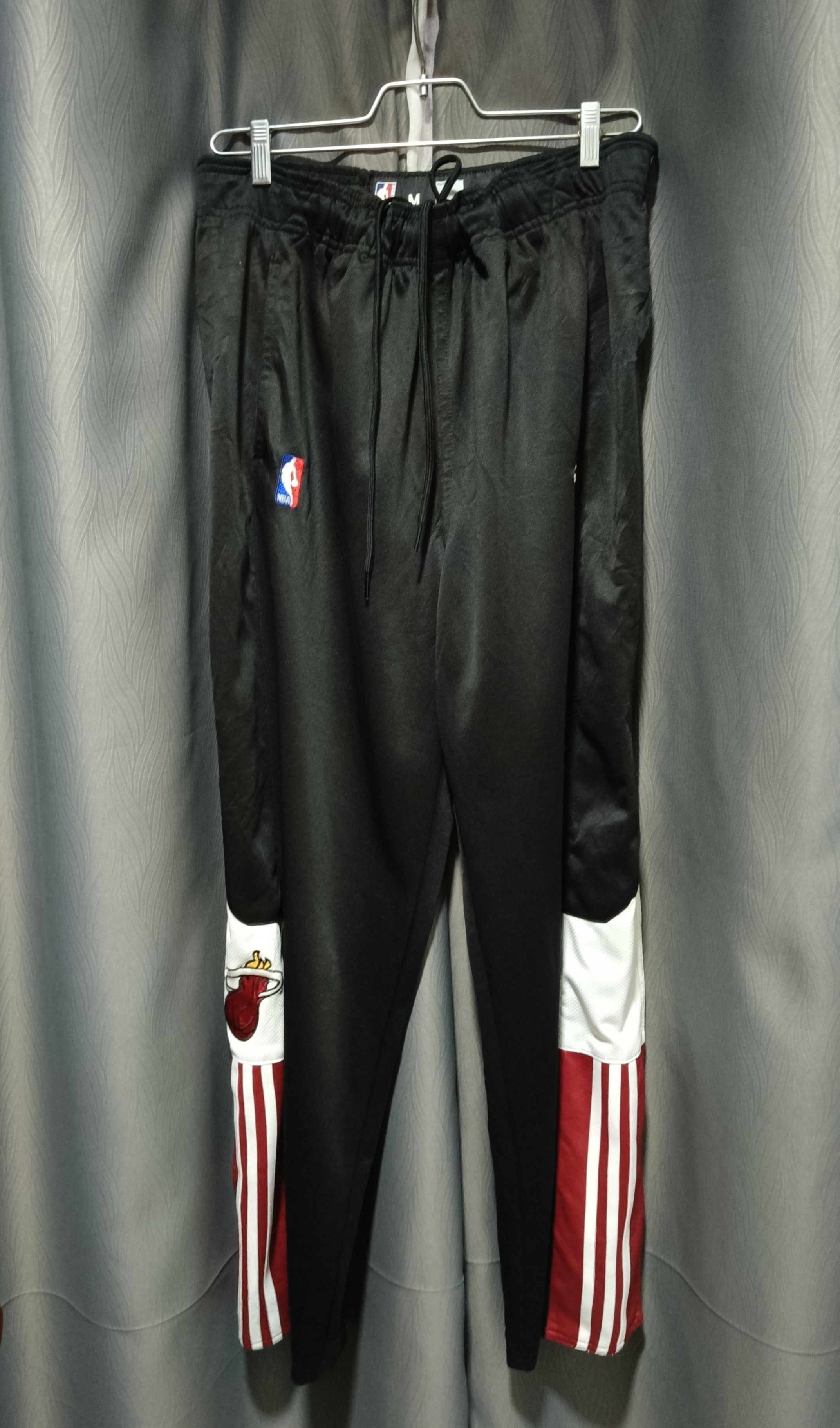 Adidas Vintage Adidas Miami Heat Tearaway Baggy Nylon Pants 90s Size US 32 / EU 48 - 1 Thumbnail