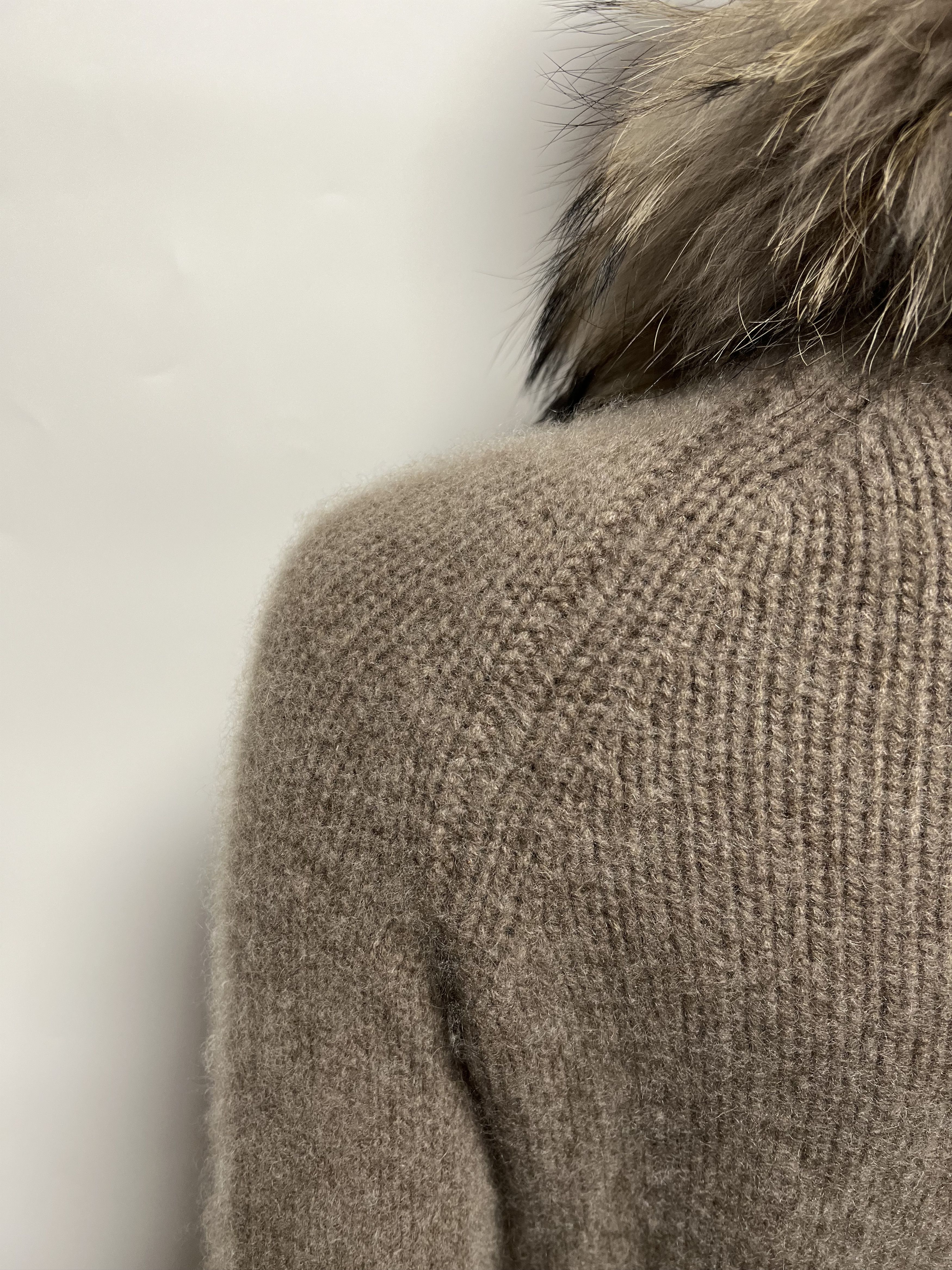 Other 100% Cashmere Women’s Knit Full Zip Sweater Real Fur Trim Size S / US 4 / IT 40 - 10 Thumbnail