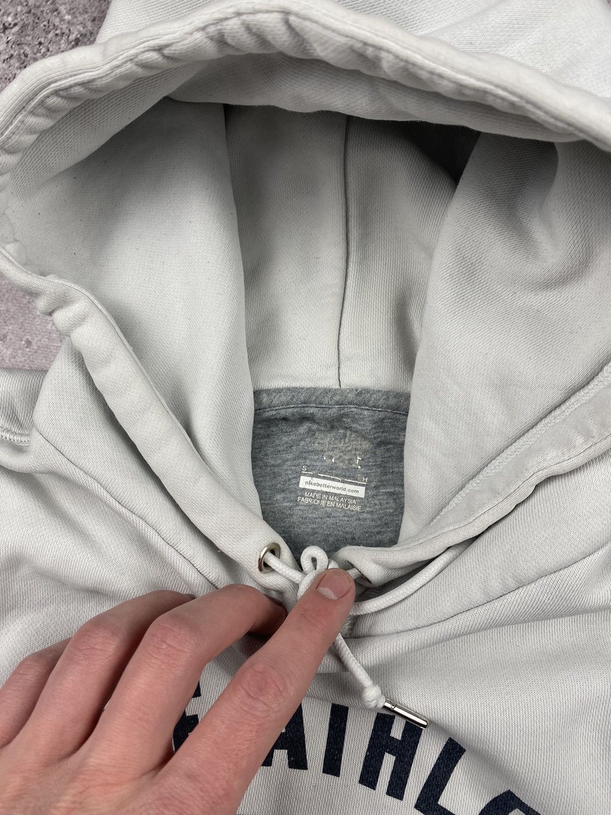 Nike × Vintage Vintage 90s Nike Athletics Spell Out Hoodie Gray USA L Size US S / EU 44-46 / 1 - 4 Thumbnail