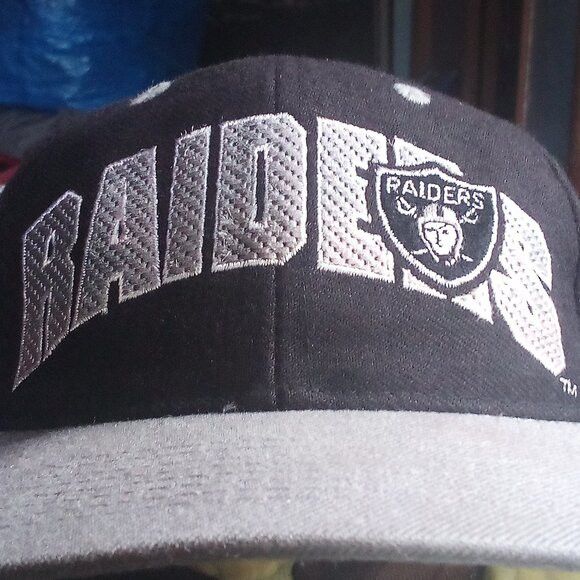 Drew Pearson Vintage 90s Drew Pearson Oakland Raiders Two Tone Snap Hat Size ONE SIZE - 2 Thumbnail