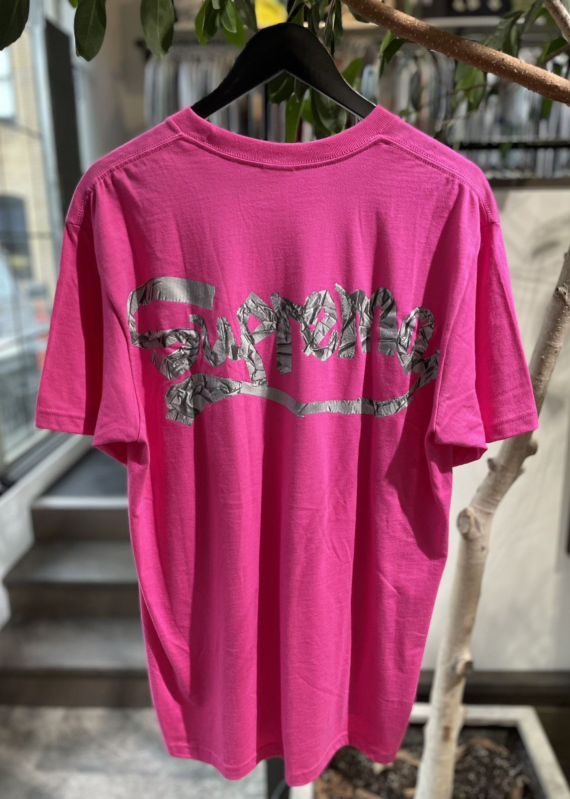 Supreme Supreme Tape Tee Size US L / EU 52-54 / 3 - 2 Thumbnail