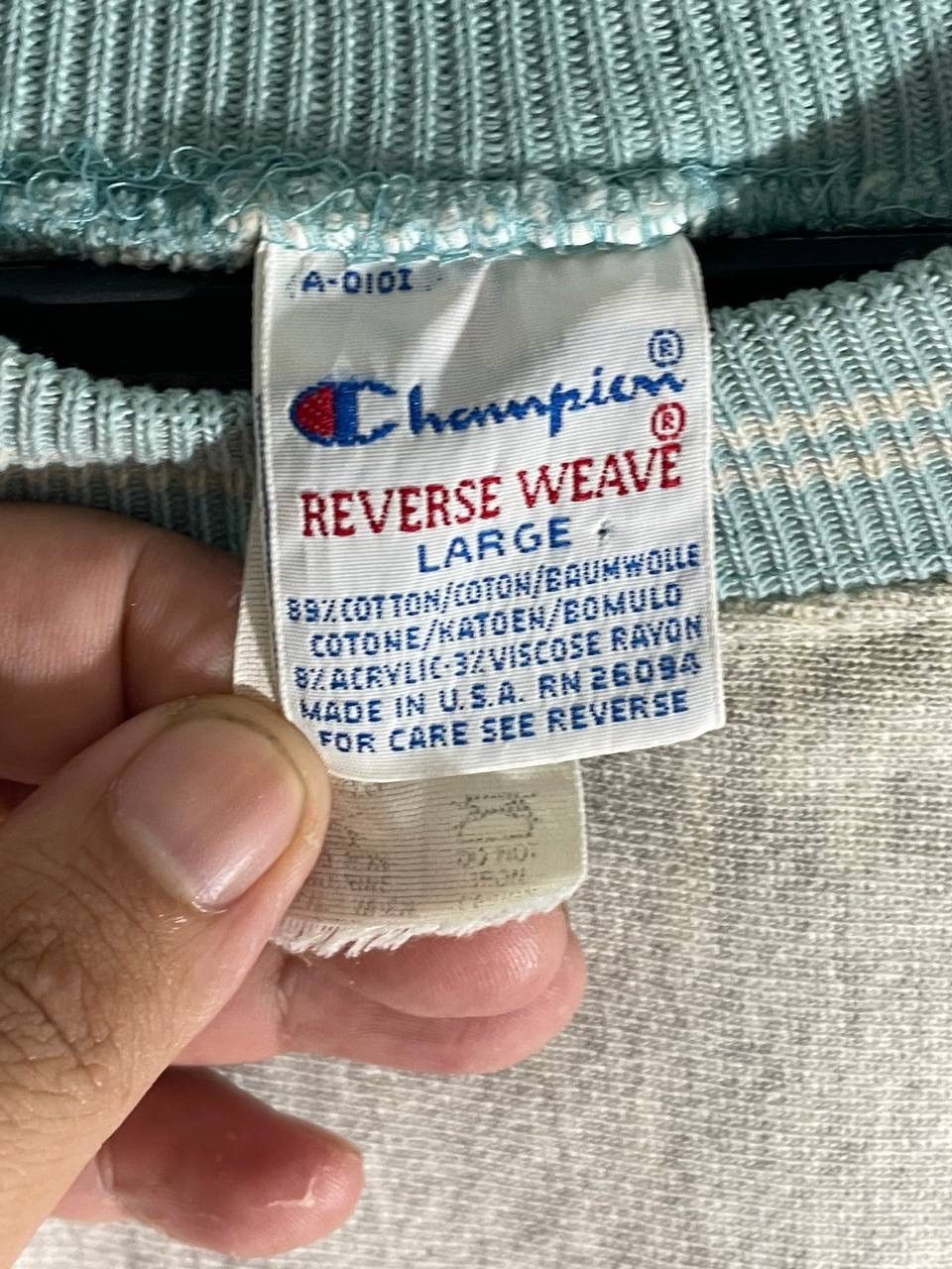 Champion Vintage 90s champion reverse weave sweatshirt jumper size L Size US L / EU 52-54 / 3 - 9 Thumbnail