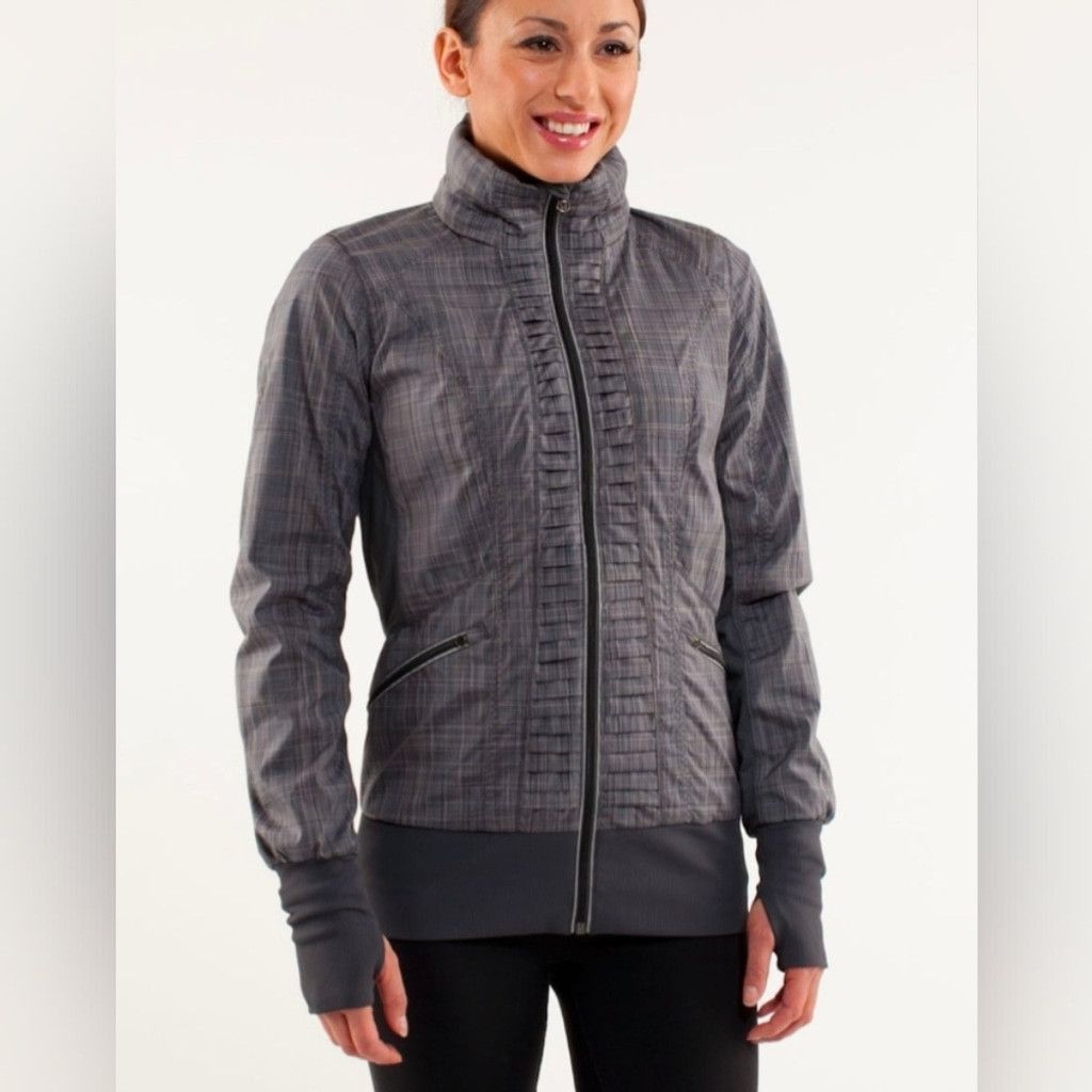 Lululemon Lululemon Run Back On Track Jacket Sz 8 Size M / US 6-8 / IT 42-44 - 2 Thumbnail