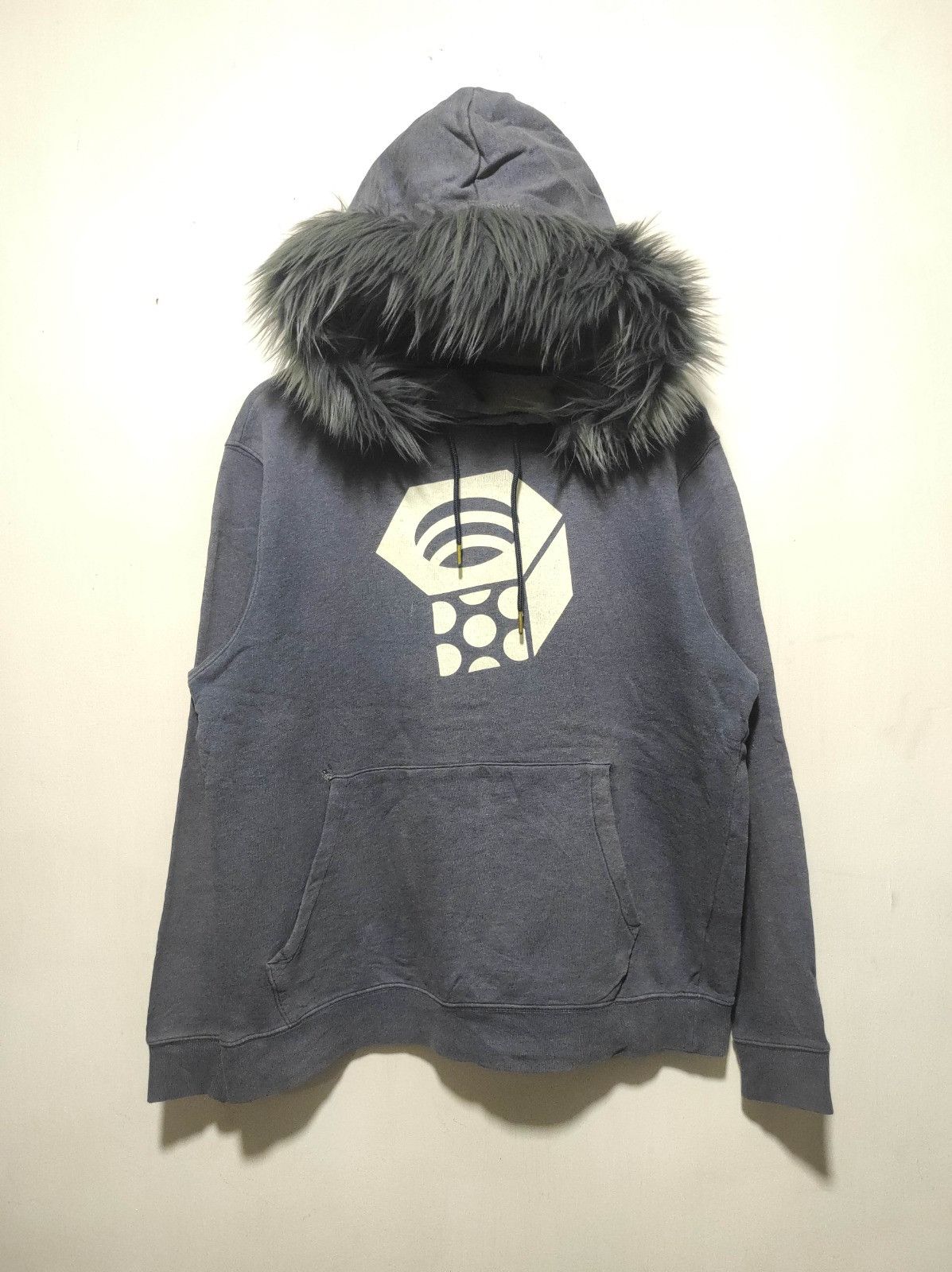Mountain Hardwear Mountain Hardwear fur hoodie Size US L / EU 52-54 / 3 - 2 Thumbnail