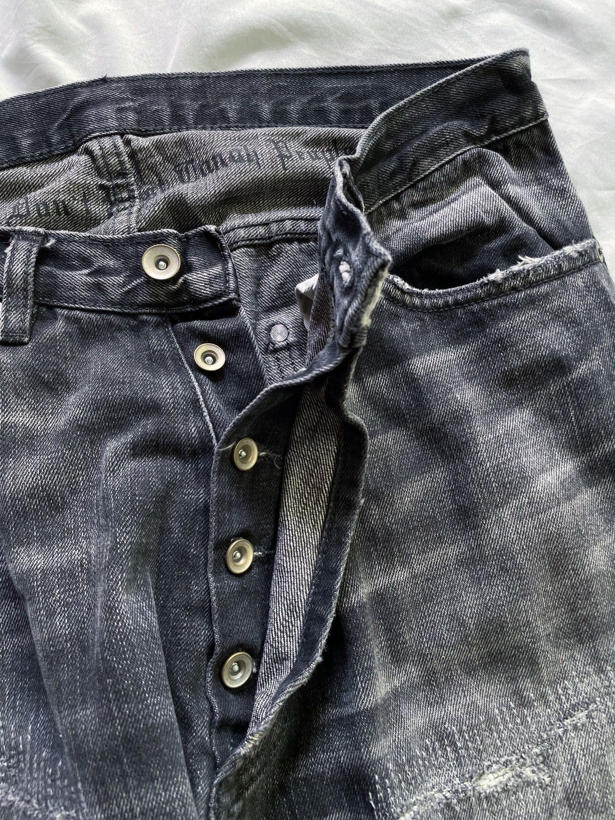 Madness MADNESS DISTRESSED BAGGY DENIM PANTS SELVEDGE Size US 34 / EU 50 - 9 Thumbnail