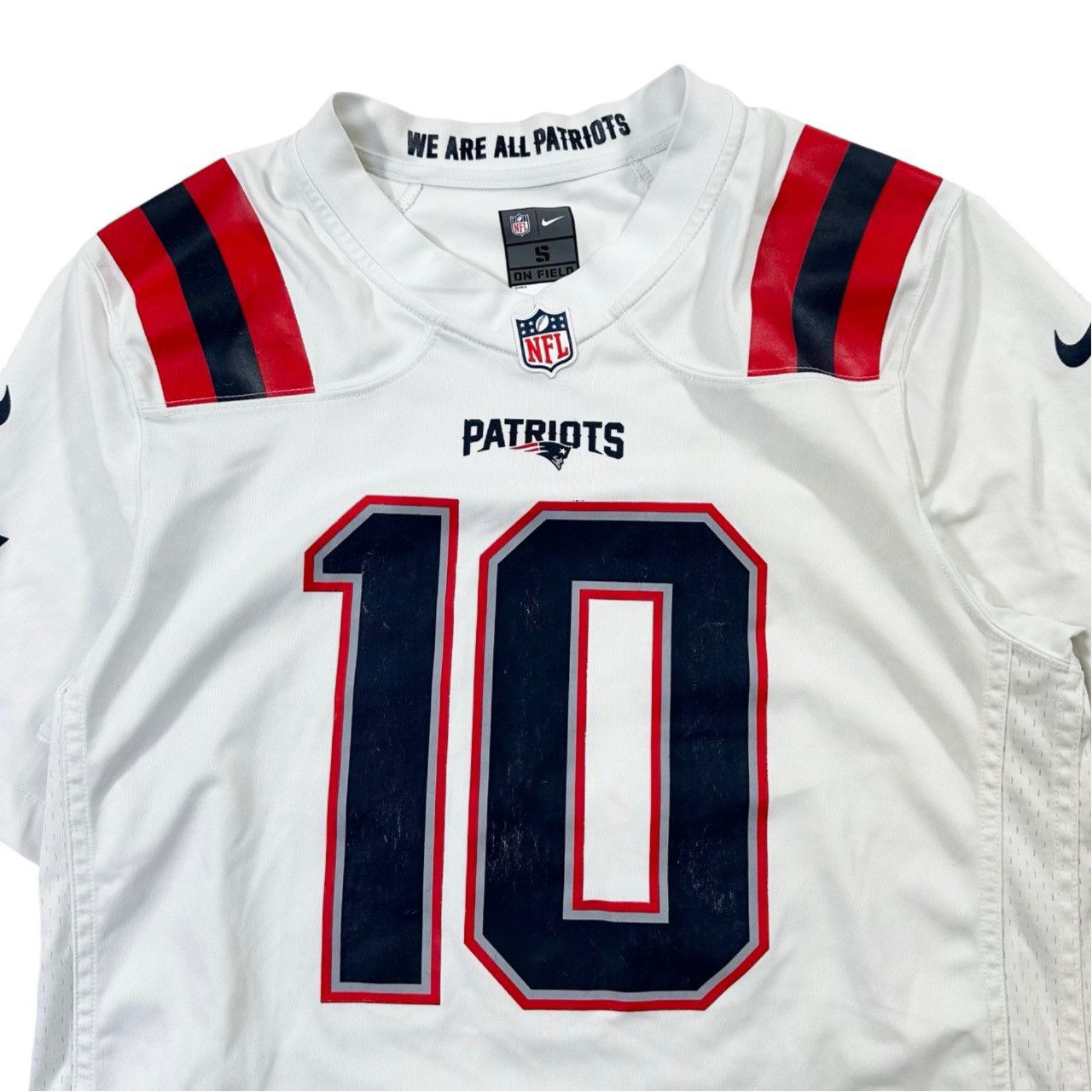 Vintage Vintage New England Patriots Nike #10 Jones Football Jersey Size US S / EU 44-46 / 1 - 2 Thumbnail