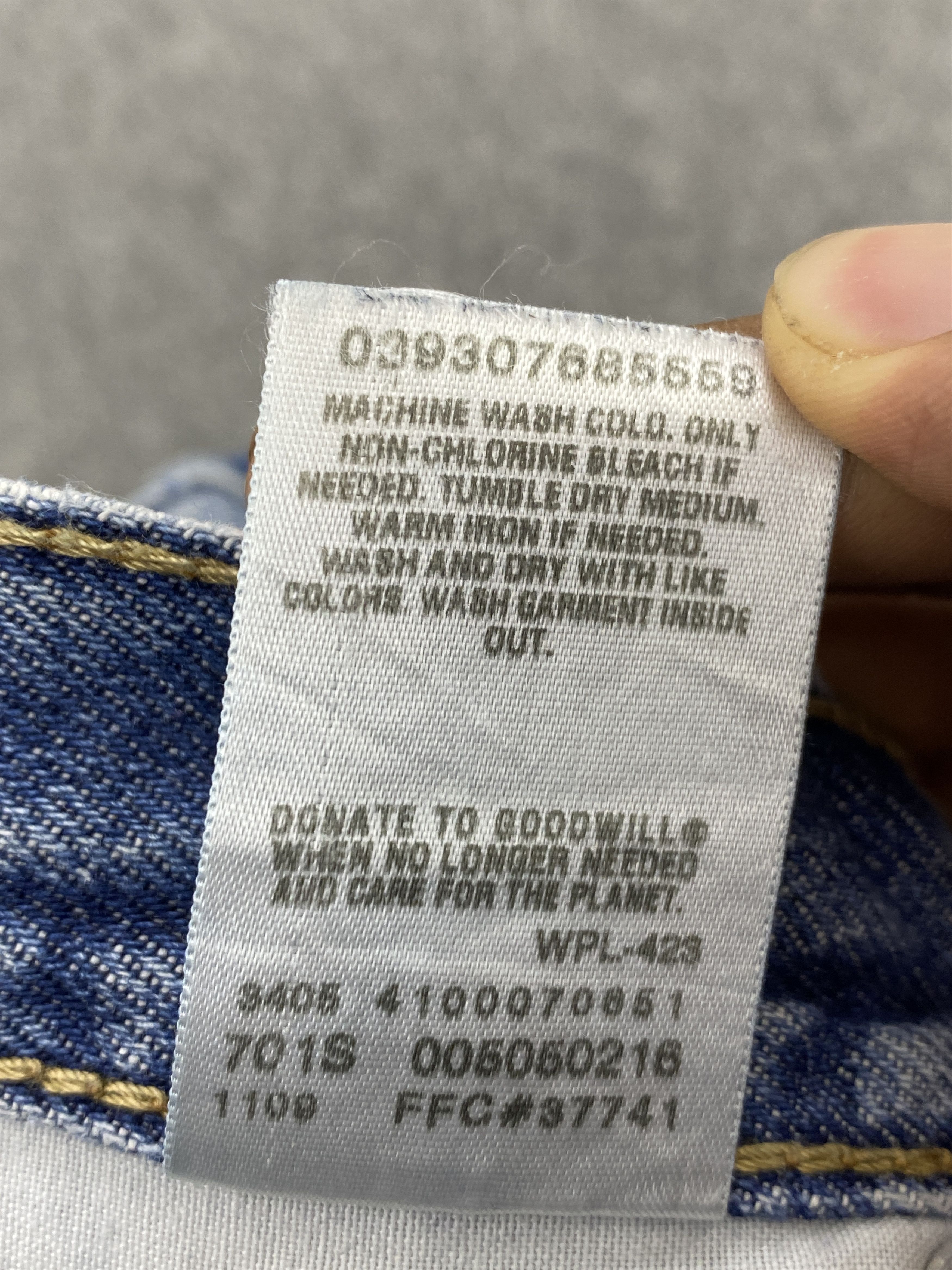 Levi's × Vintage Vintage Levis 505 Lightwash Faded Blue Denim DP2703 Size US 34 / EU 50 - 9 Thumbnail
