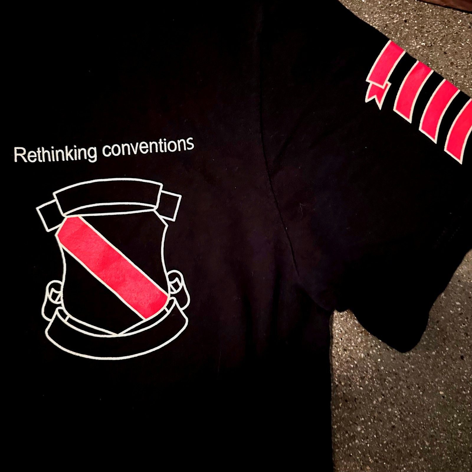 Number (N)ine Number (N)ine Marlboro Shield Graphic Tee Shirt Size US M / EU 48-50 / 2 - 3 Thumbnail