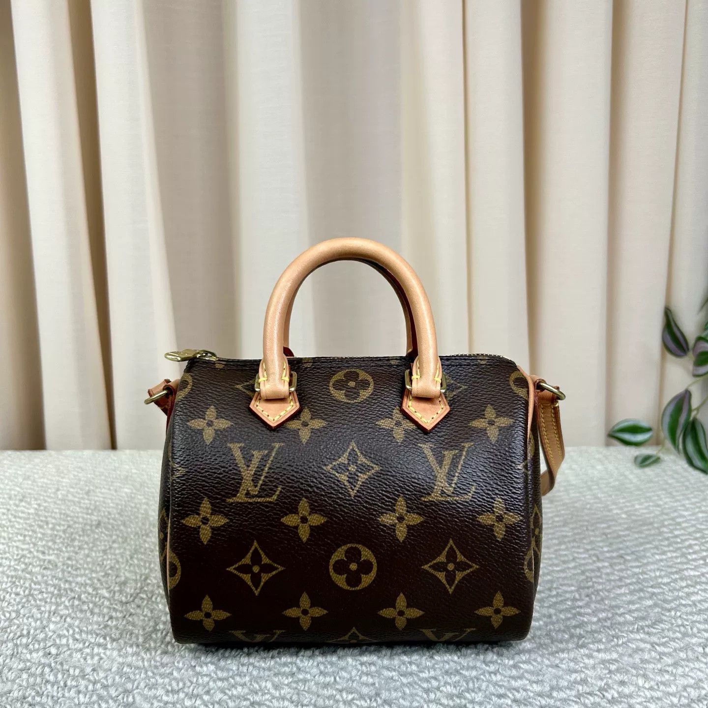 Louis Vuitton Pre-loved Bag Very good condition Size ONE SIZE - 1 Thumbnail