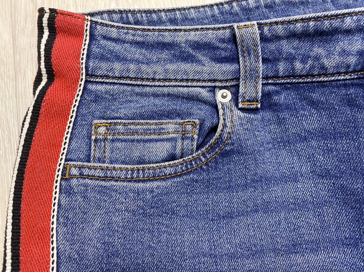 Alexander McQueen 2018 Alexander McQueen Side Stripe Washed Skinny Jeans Denim Size 26" / US 2 / IT 38 - 11 Thumbnail