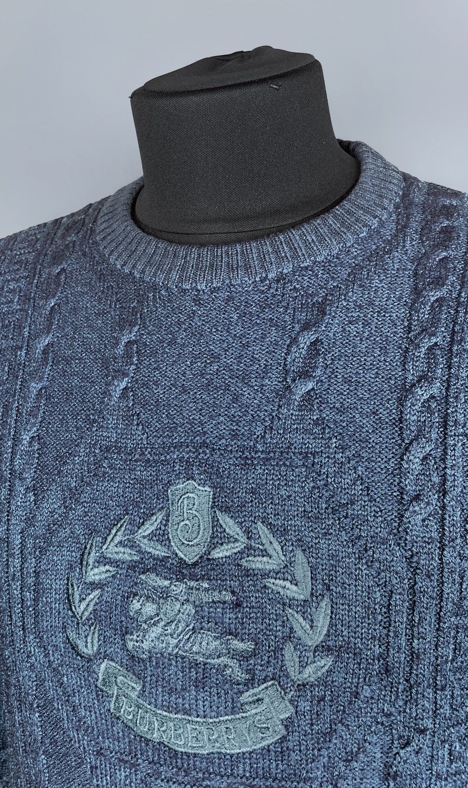 Burberry Vintage Burberry Wool Embroidered Logo Crew Knit Sweater L Size US L / EU 52-54 / 3 - 7 Thumbnail