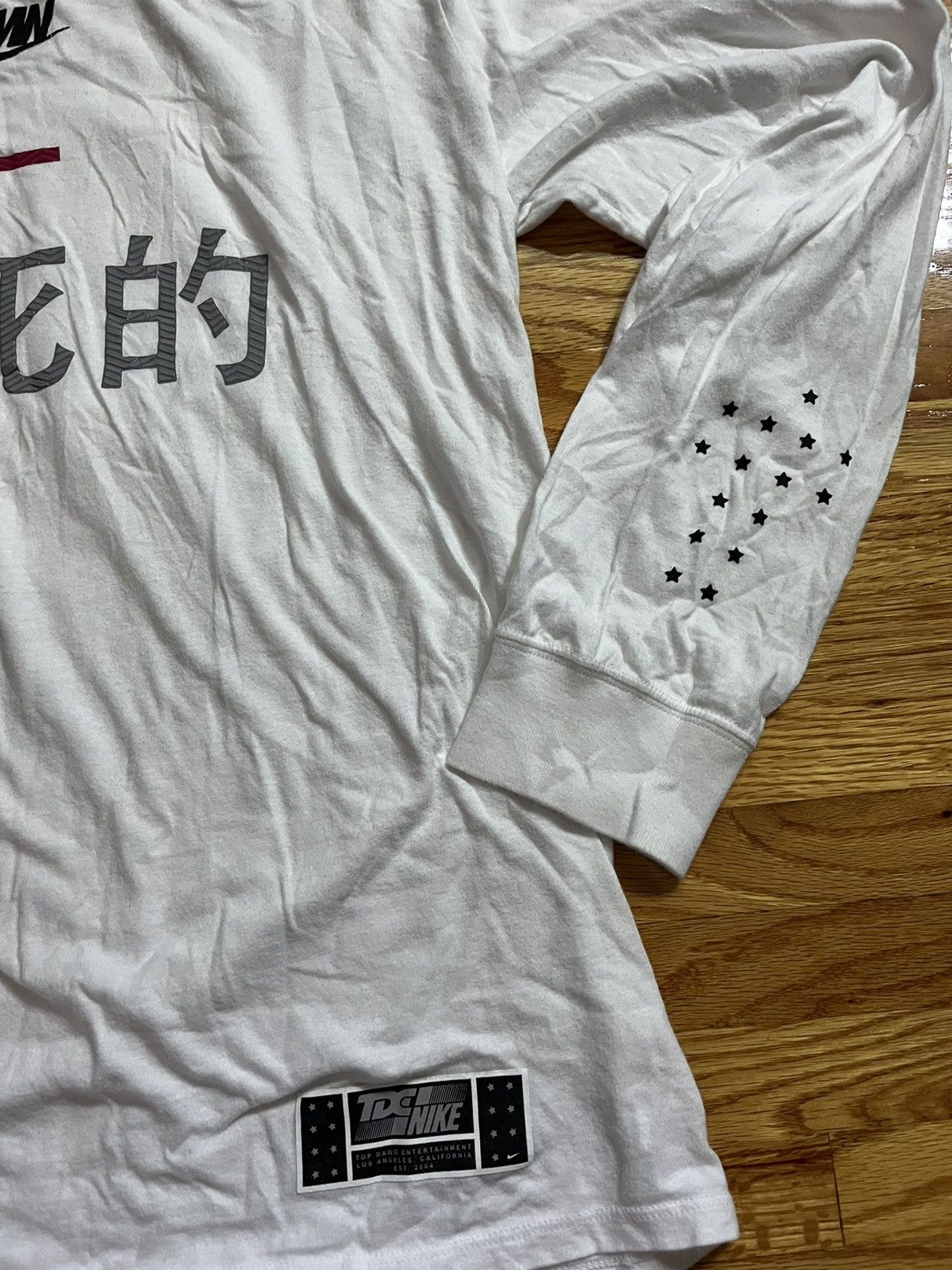 Nike x kendrick lamar long sleeve deals