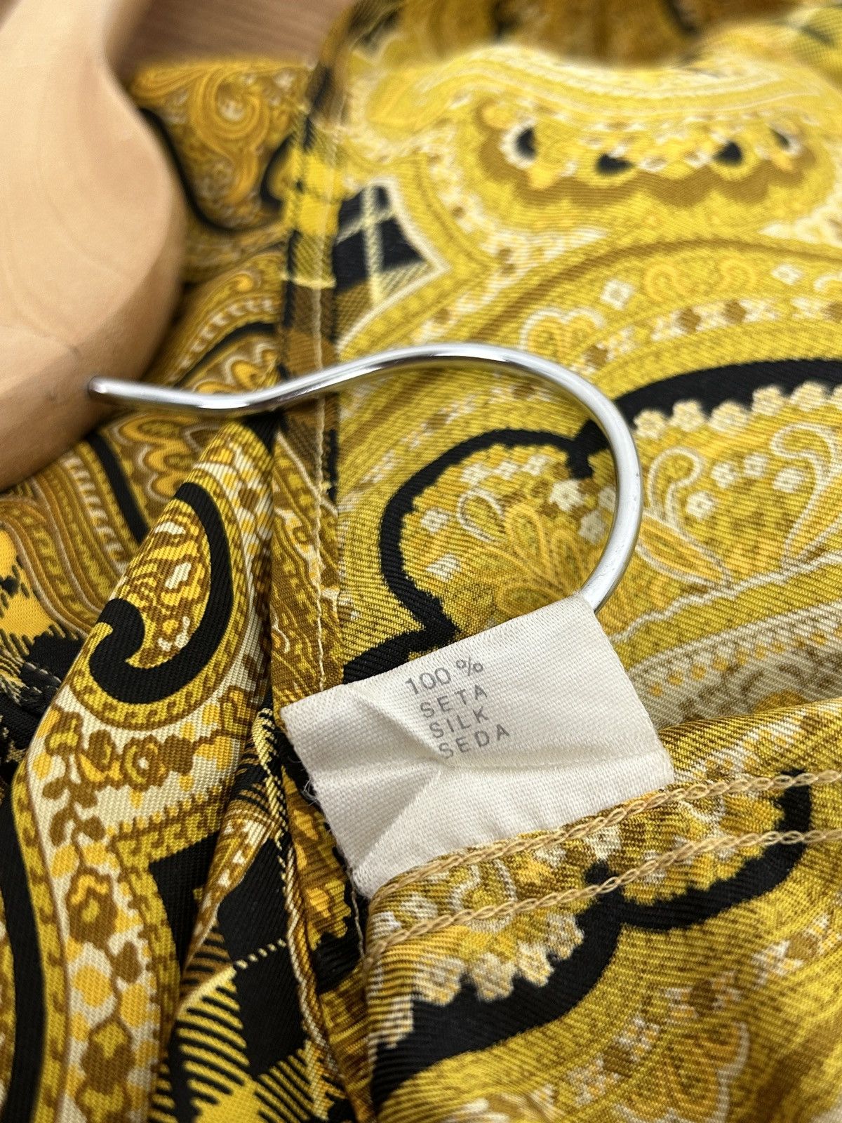 Versace 90s Archive V2 Versace Barocco Art Silk Long Sleeve Shirt Size US XL / EU 56 / 4 - 11 Thumbnail