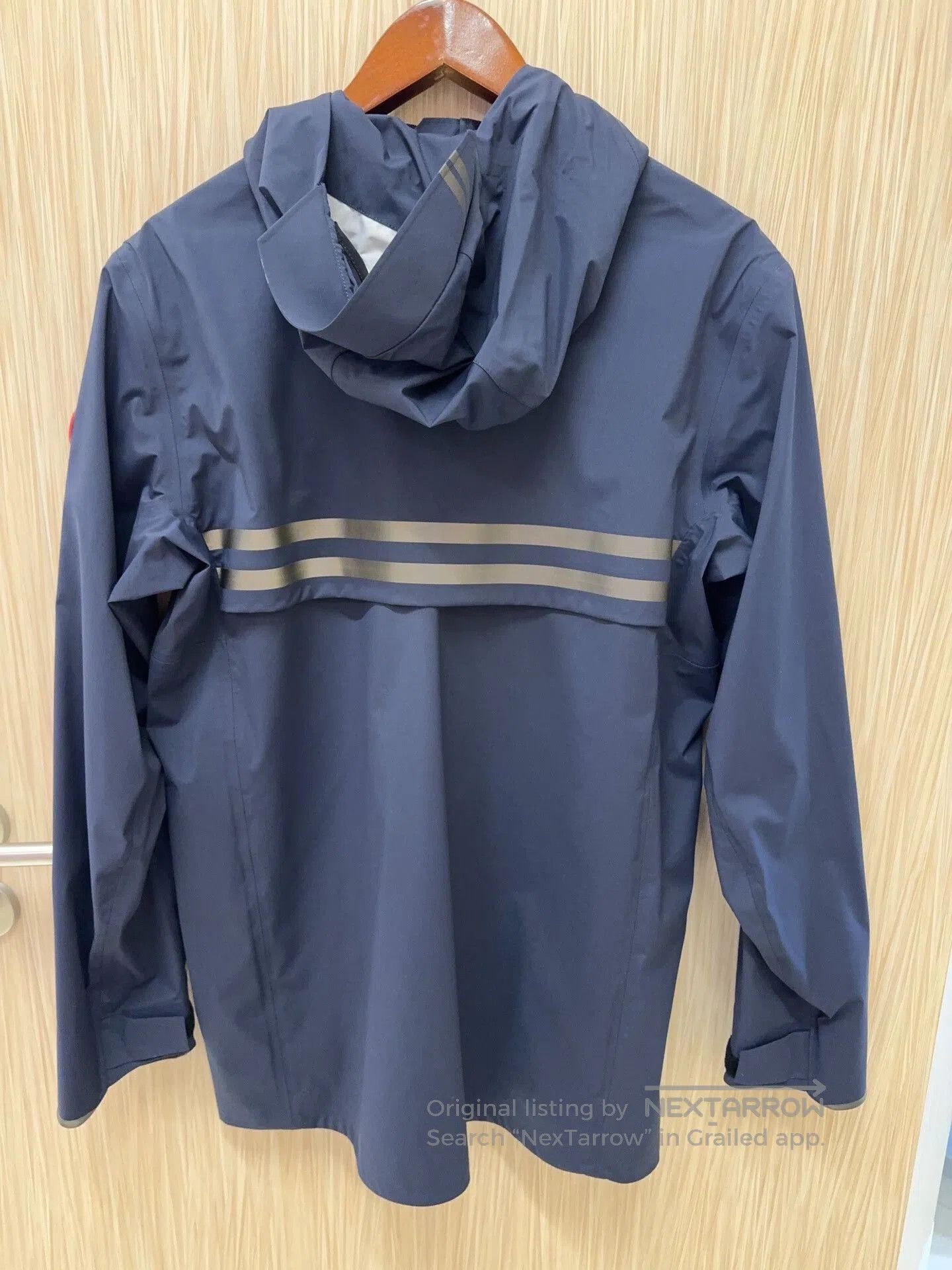 Canada Goose canada goose hooded jacket size m. Size US M / EU 48-50 / 2 - 2 Thumbnail