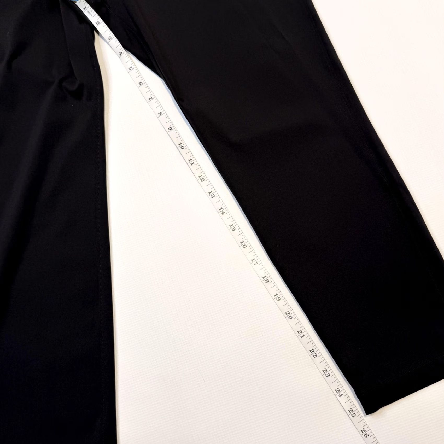 Lululemon Lululemon Jogger Pants Womens 8 Black High Rise Elastic Waist Pockets Athletic Size 30" / US 8 / IT 44 - 5 Thumbnail