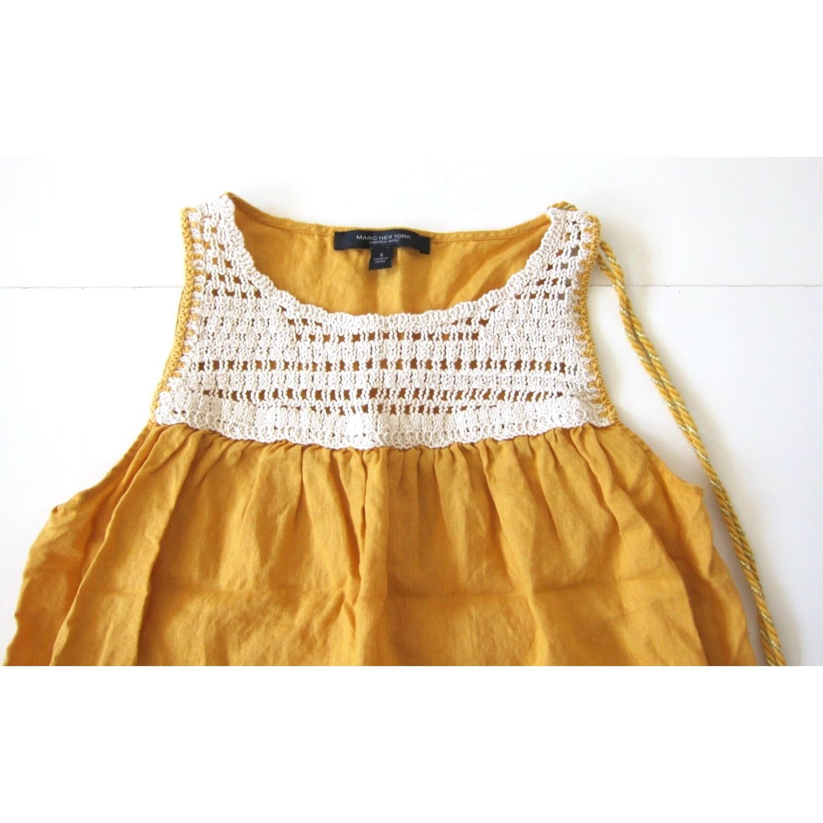 Vintage Andrew Marc New York 100% Linen Mustard Yellow Embroidered Tank Blouse Small Size S / US 4 / IT 40 - 5 Thumbnail