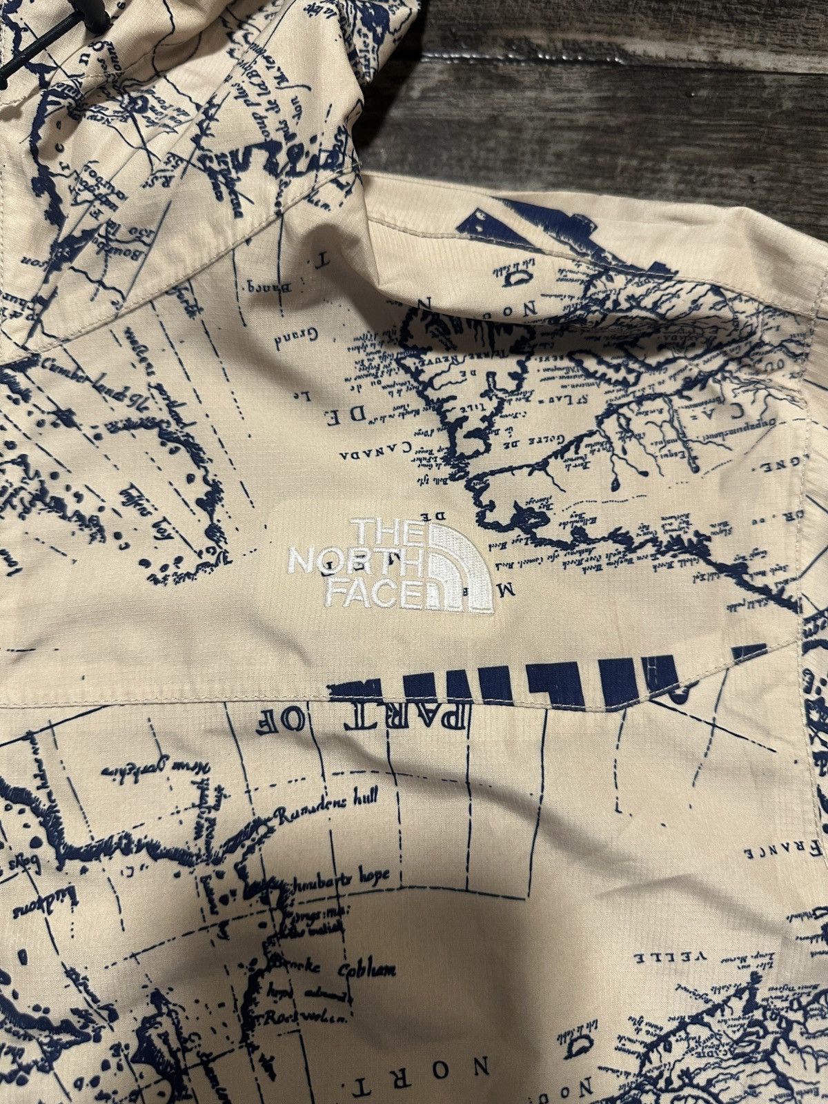 Supreme × The North Face Supreme x The North Face SS12 Venture Jacket Size US L / EU 52-54 / 3 - 3 Thumbnail