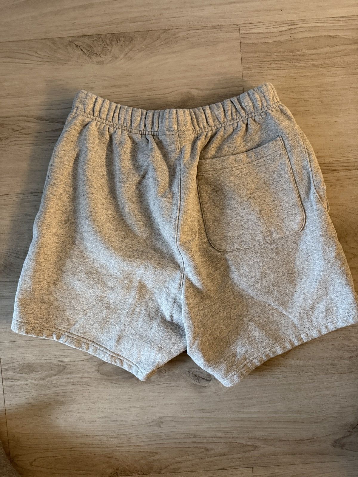Essentials ESSENTIALS FEAR OF GOD GREY SHORTS SIZE XXS Size US 27 - 8 Thumbnail