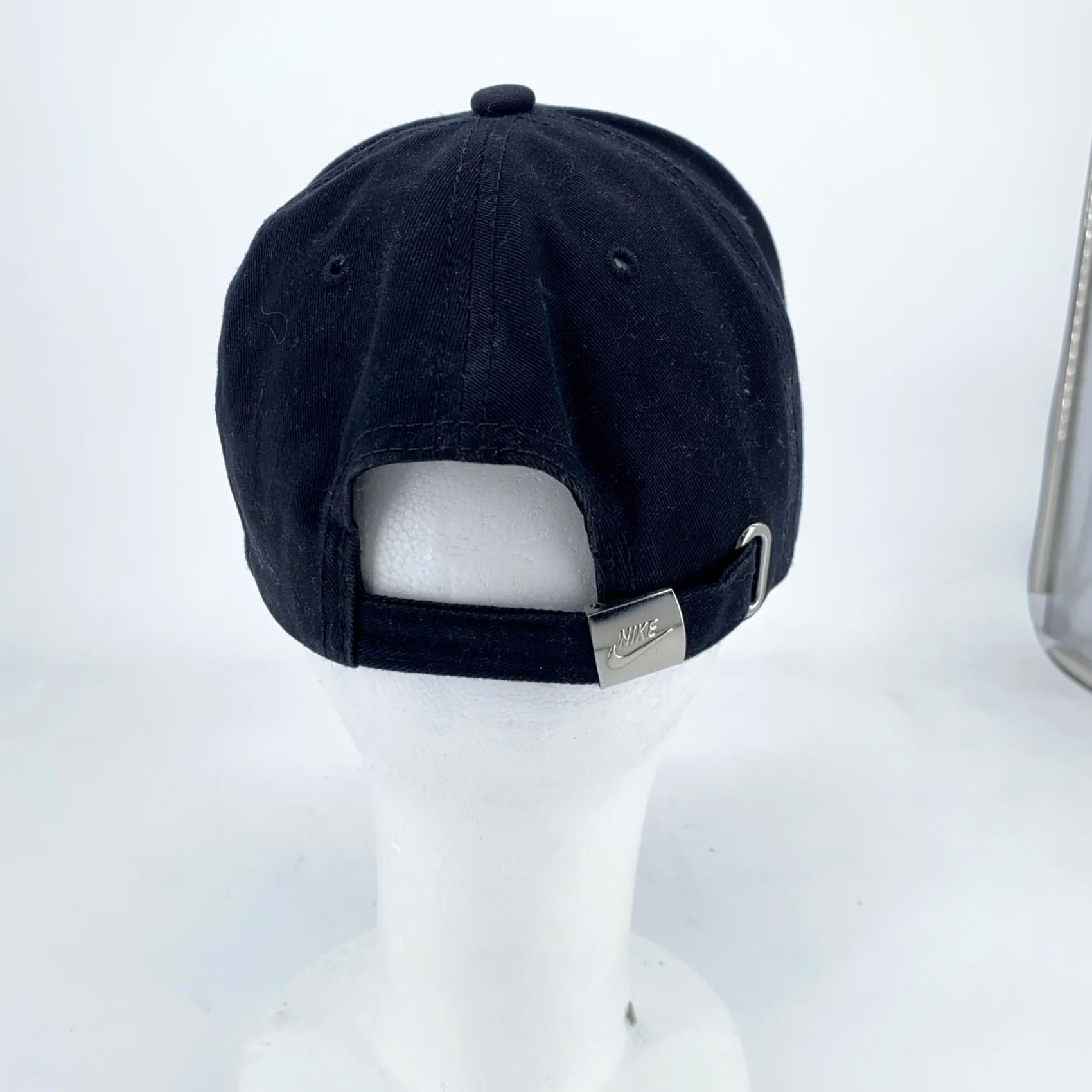 Nike Nike Hat Cap One Size Black Gold Swoosh Embroidered Logo Mens Classic Golf Adjustable Breathable Cotton Solid Baseball Cap Size ONE SIZE - 3 Thumbnail