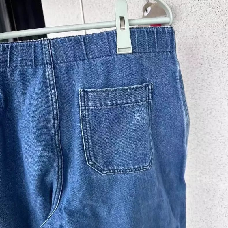 Loewe LOEWE sizeS The logo on the back is a seven-piece trouser Size 42" / US 20 - 2 Thumbnail
