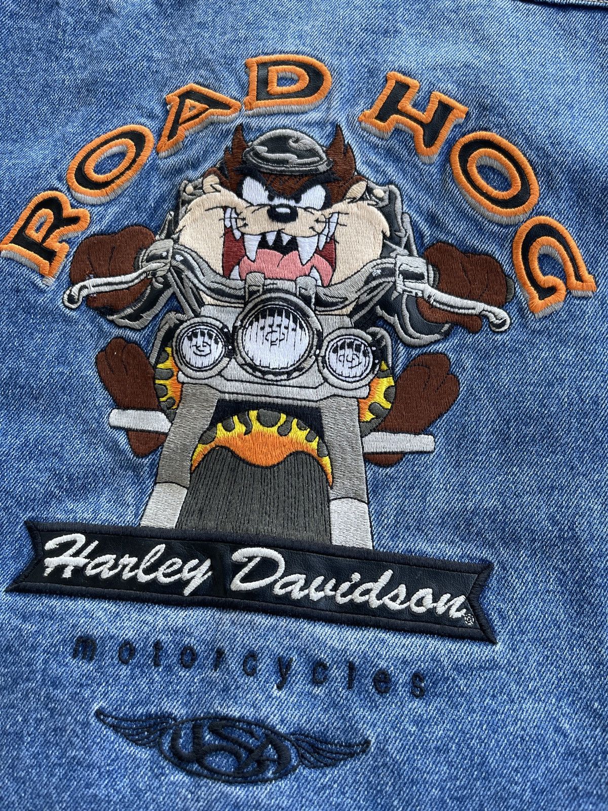 Harley Davidson Vintage Harley Davidson X Warner Bros Denim Jacket Size US L / EU 52-54 / 3 - 12 Thumbnail