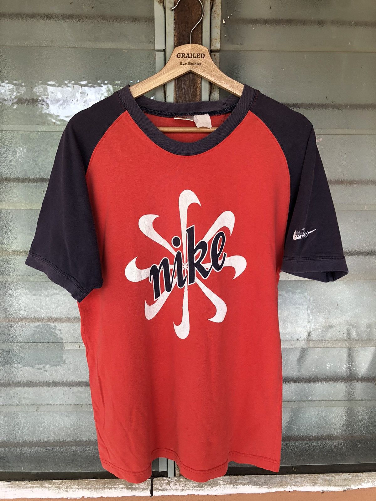 Nike Vintage Nike Windmill Faded Shirt Tee Rare Size US M / EU 48-50 / 2 - 5 Thumbnail