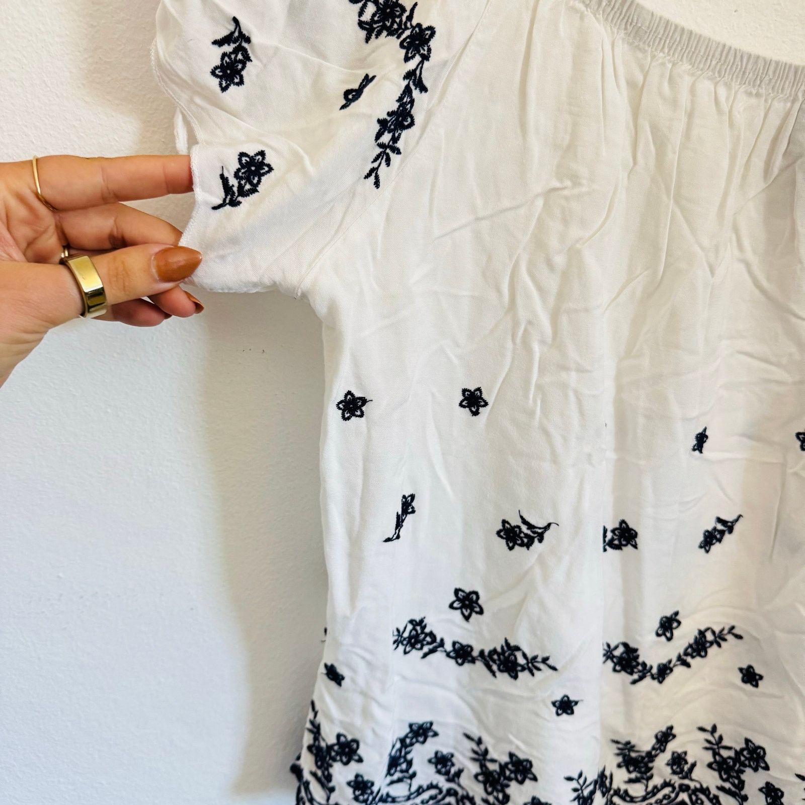 Vintage VINTAGE White Navy Blue Floral Tie Shoulder Top Shirt Blouse Size L / US 10 / IT 46 - 12 Thumbnail