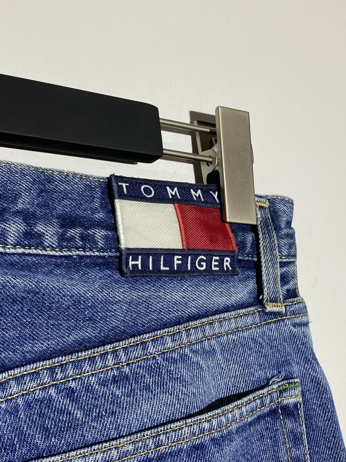 Tommy Hilfiger Vintage 90s Tommy Hilfiger Jeans Baggy Fit 32x34 Size US 32 / EU 48 - 9 Thumbnail