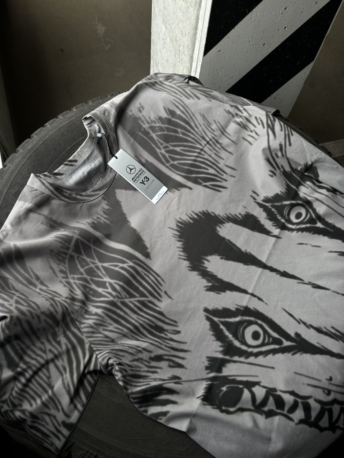 Adidas × Y-3 Adidas x Y-3 x AMG Mercedes F1 Team Wolf LongSleeve T-shirt Size US XL / EU 56 / 4 - 5 Thumbnail