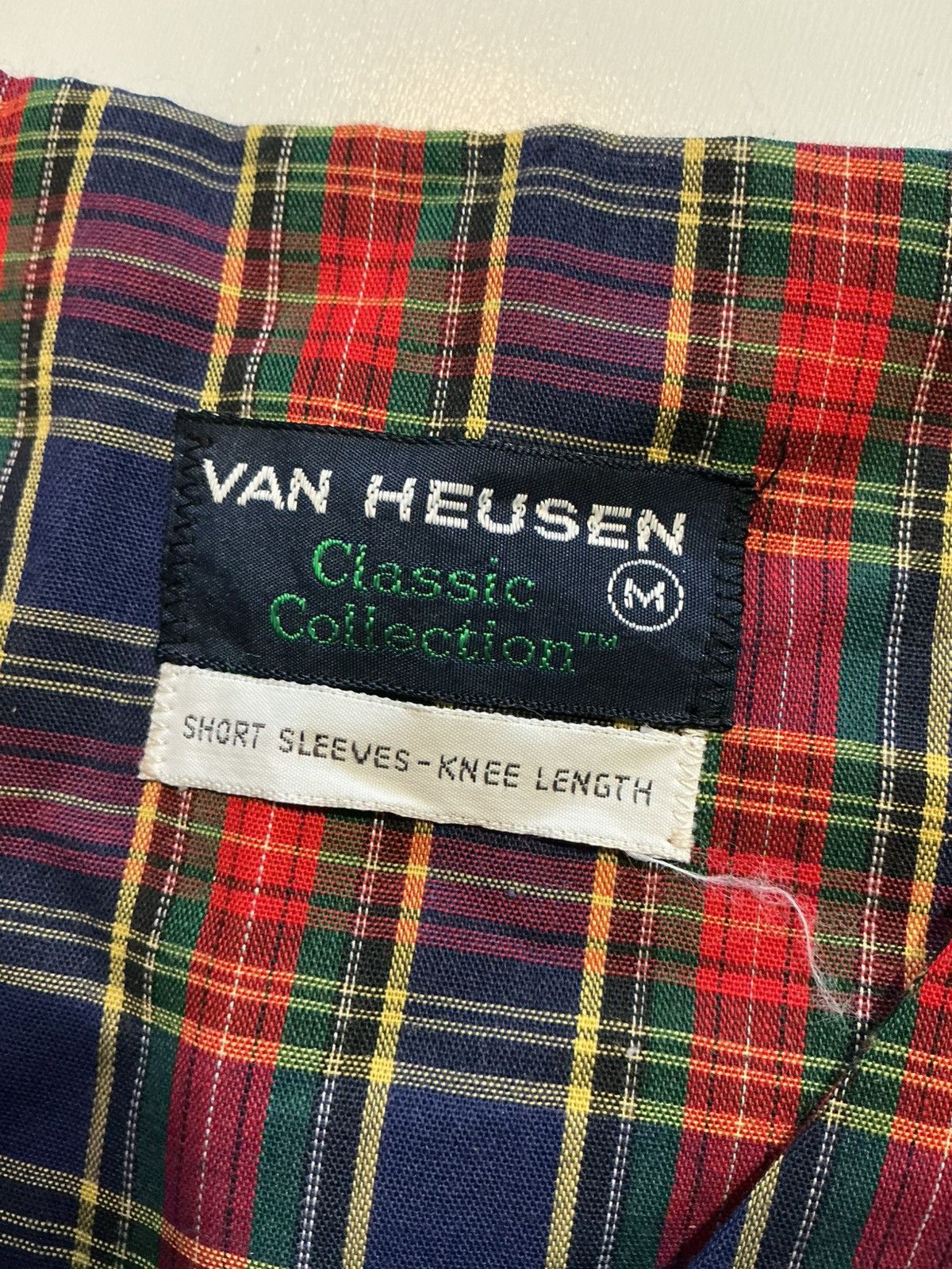 Van Heusen Vintage Van Heusen Classic Collection Plaid 2PC Pajama Set Size US M / EU 48-50 / 2 - 6 Thumbnail