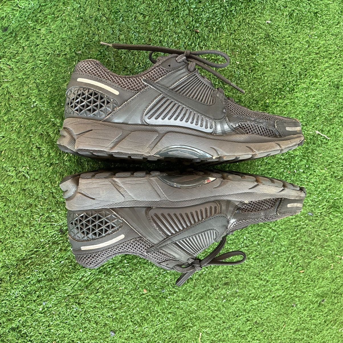 Nike Nike Zoom Vomero 2018 Size US 8.5 / EU 41-42 - 2 Thumbnail